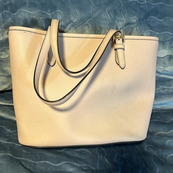 Michael Kors Purse - Picture 3 of 4